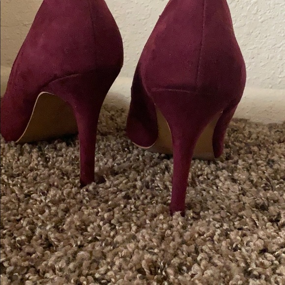 Shoes - Picture 3 of 3